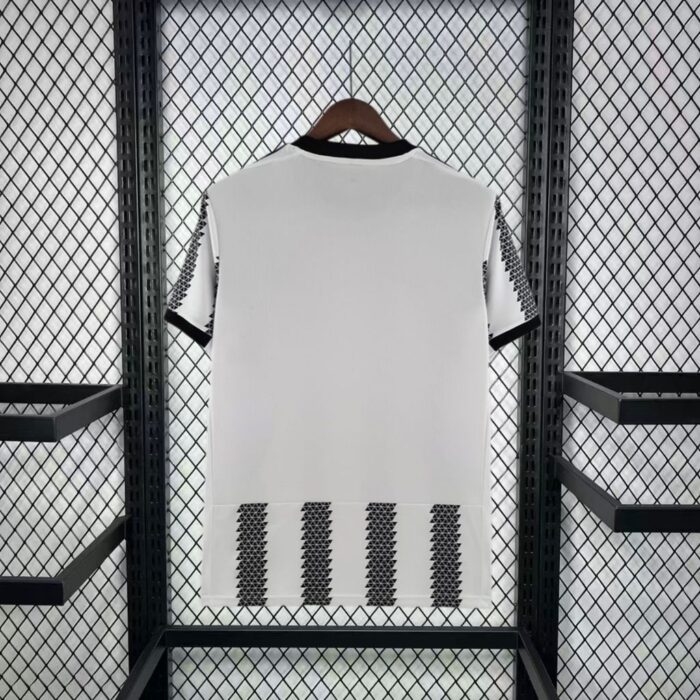 Retro Juventus 2022/23 Home Jersey - Image 2