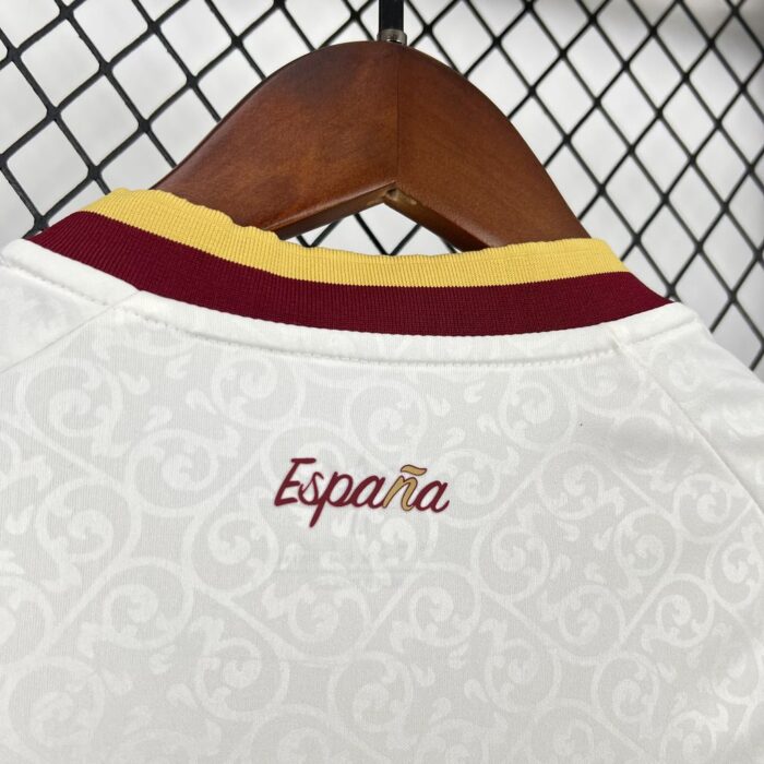 Womens Spain 2026 World Cup Away Cropped Jersey Champions Edition – view 5