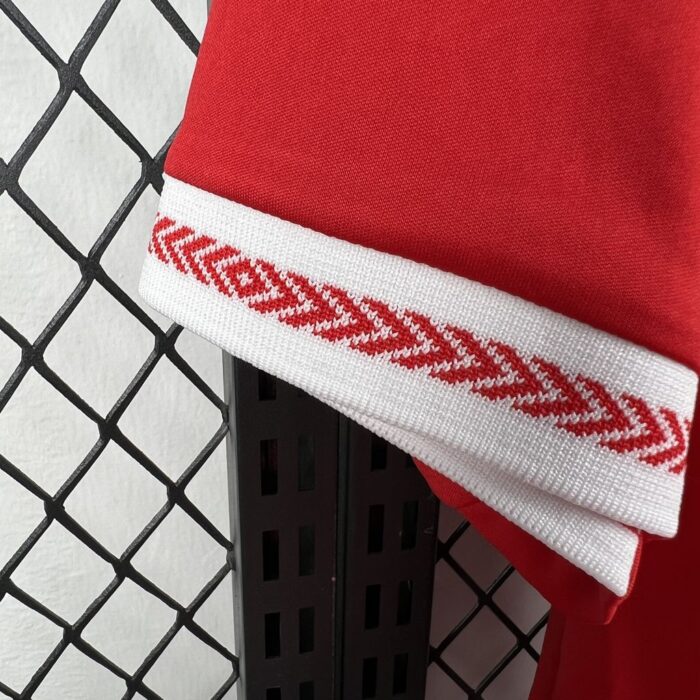 Retro Benfica 1992/93 Home Jersey - Image 4