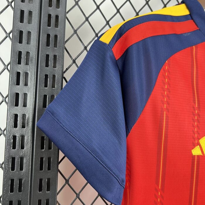 Womens Spain 2026 World Cup Home Cropped Jersey Champions Edition – view 4