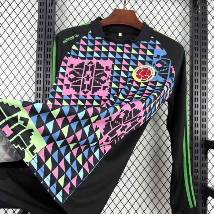 Retro Colombia 1990 Goalkeeper Long Sleeve Jersey - Image 3