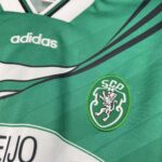 Retro Sporting CP 1994/95 Away Jersey - Image 5