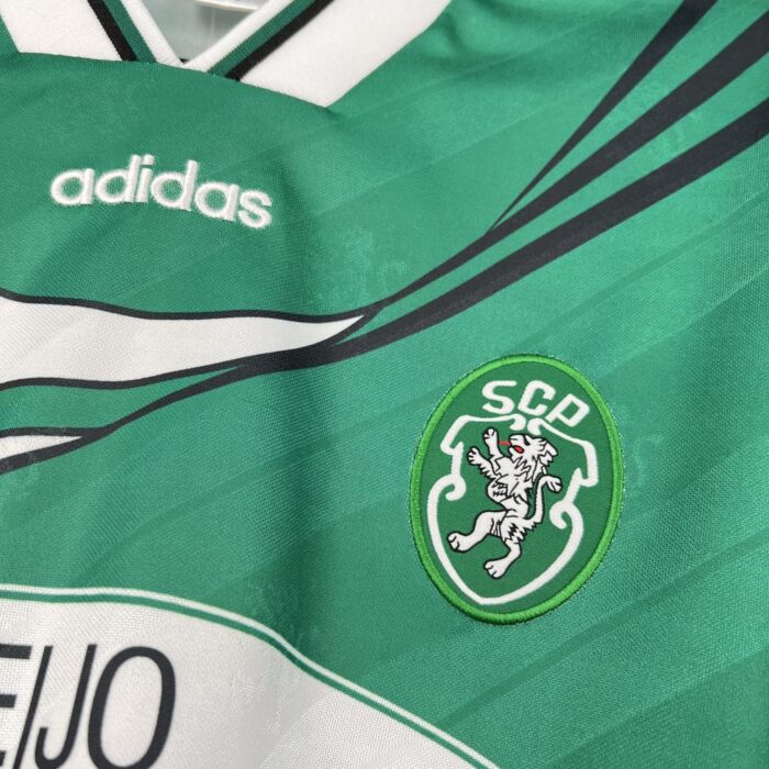 Retro Sporting CP 1994/95 Away Jersey - Image 5