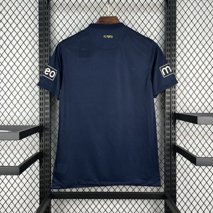 Retro FC Porto 2011/12 Away Jersey - Image 2