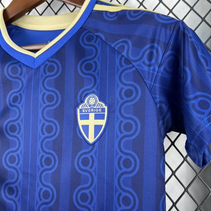 Kids Sweden 2026 World Cup Away Kit - Image 4