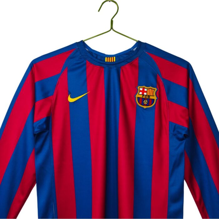 Retro Barcelona 2005/06 Home Long Sleeve Jersey - Image 4