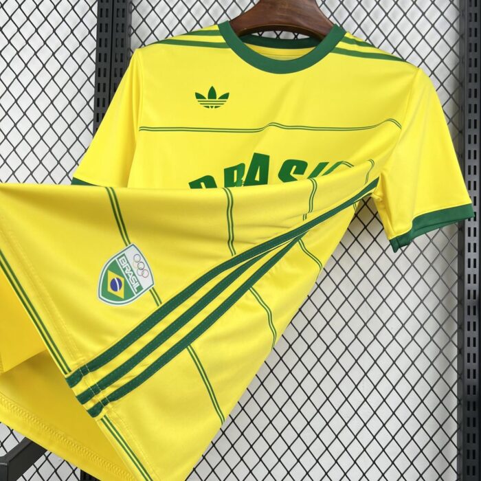 Retro Brazil 1984 Home Jersey – view 3