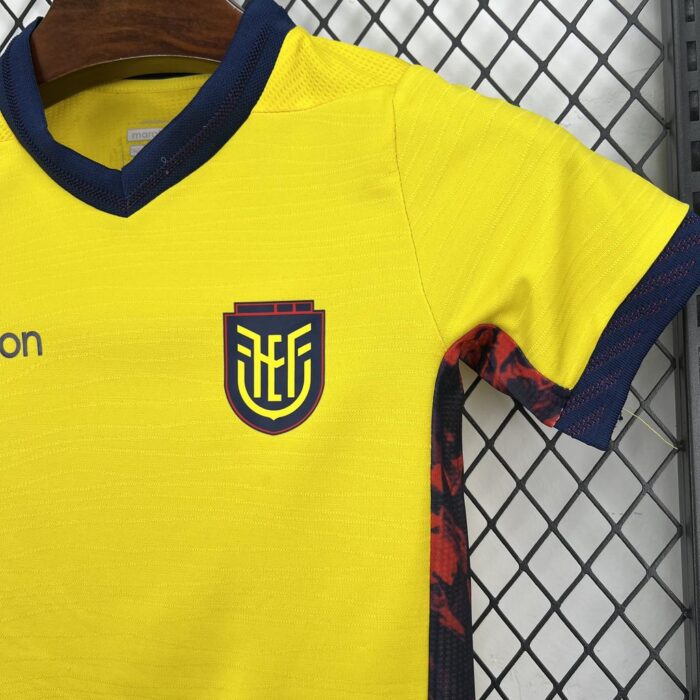 Kids Ecuador 2026 World Cup Home Kit - Image 5