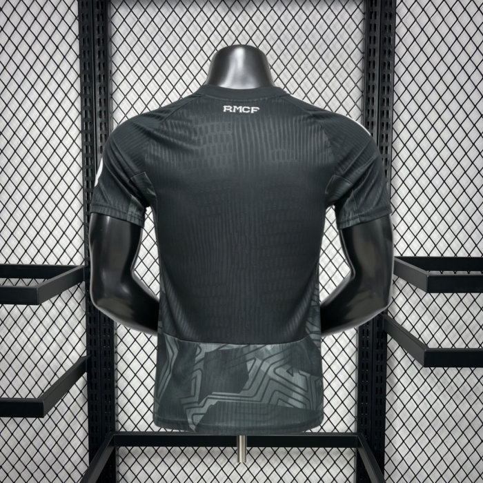 Mens Real Madrid 2026/27 Goalkeeper Jersey Player Version – view 2