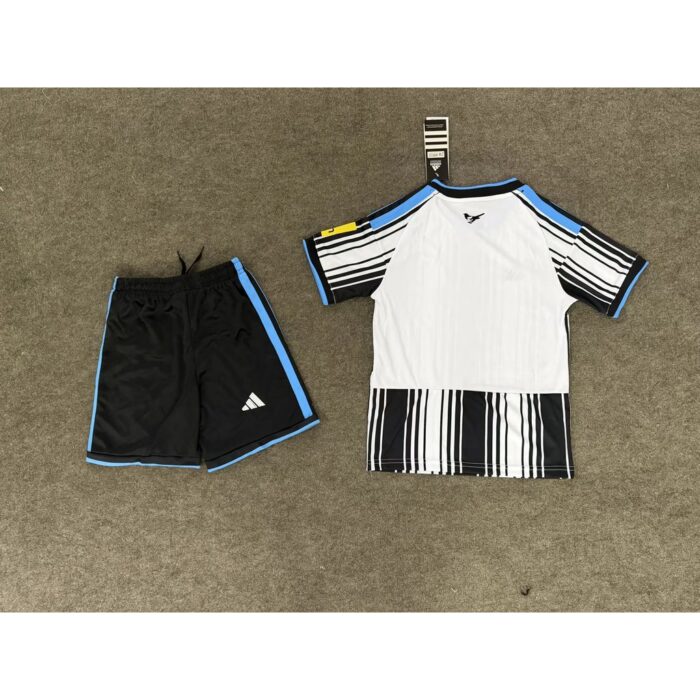 Kids Newcastle United 2026/27 Home Kit – view 4