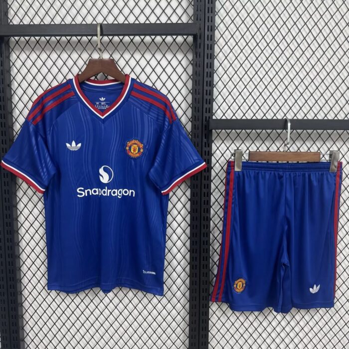 Kids Manchester United 2026/27 Away Kit – view 4