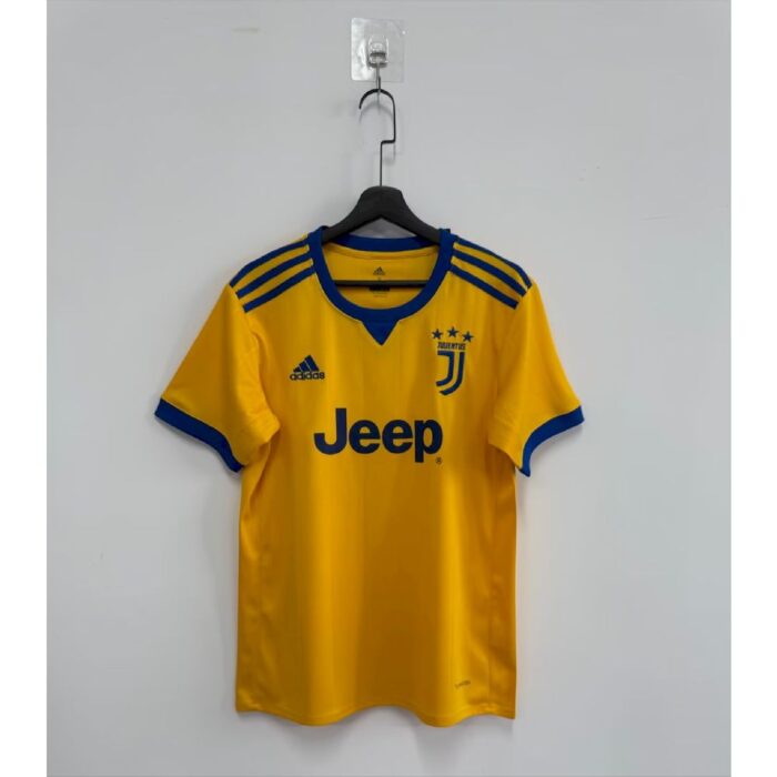 Retro Juventus 2017/18 Away Jersey – view 4