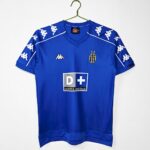 Retro Juventus 1999/00 Away Jersey – view 5