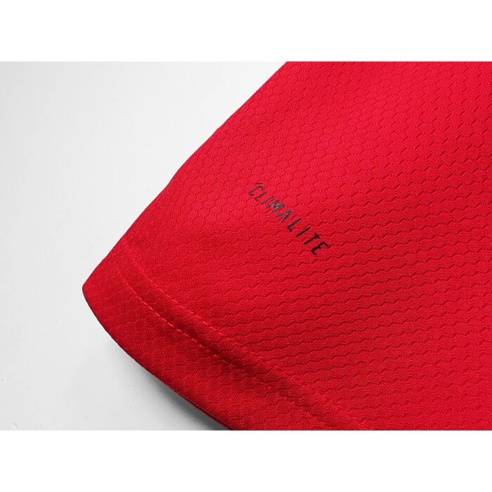 Retro Manchester United 2019/20 Home Jersey – view 4