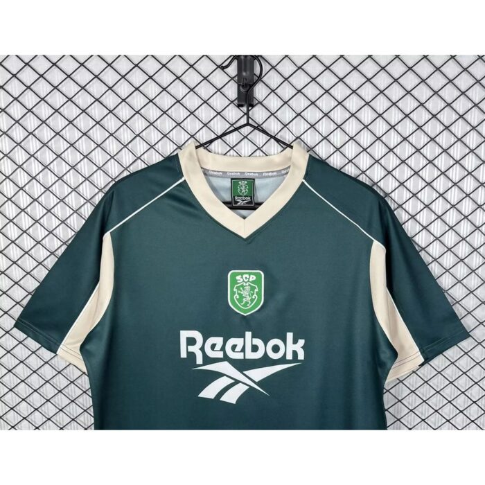 Retro Sporting CP 2000/01 Pre-Match Jersey – view 4