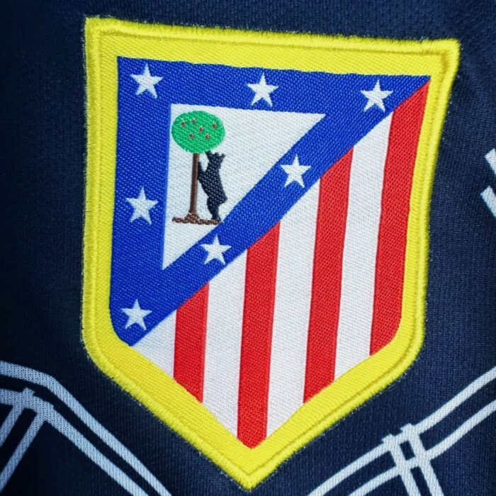 Retro Atletico Madrid 2004/05 Away Long Sleeve Jersey – view 5