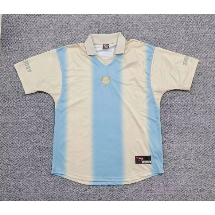 Retro Travis Scott Cactus Jack x Nike Argentina 2000 Total 90 Jersey – view 4