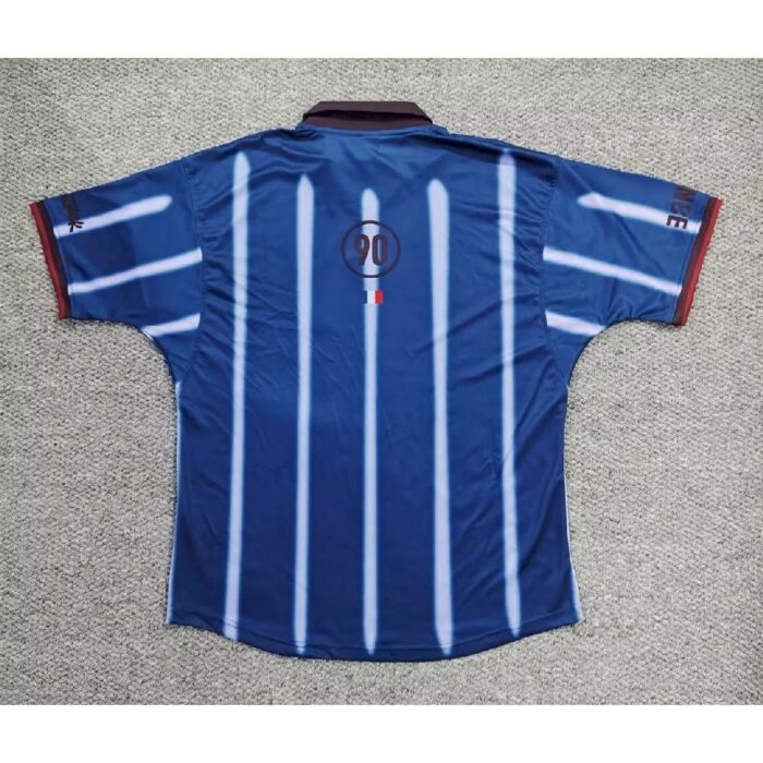 Retro Travis Scott Cactus Jack x Nike France 2000 Total 90 Jersey – view 6