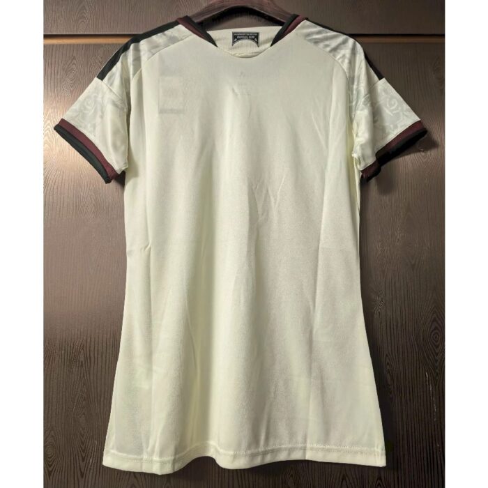 Womens Manchester United 2026/27 Third Jersey – view 5