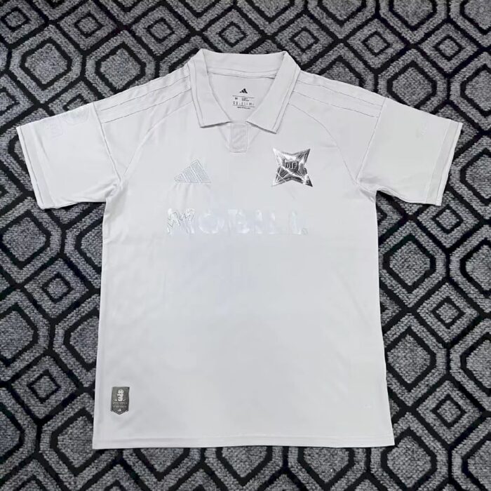 Mens Juventus 2026/27 135th Anniversary Edition Jersey – view 4