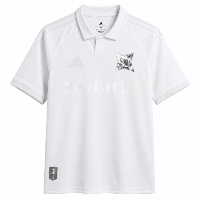 Mens Juventus 2026/27 135th Anniversary Edition Jersey – view 3