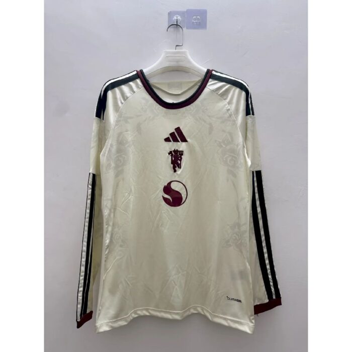 Mens Manchester United 2026/27 Third Long Sleeve Jersey – view 4