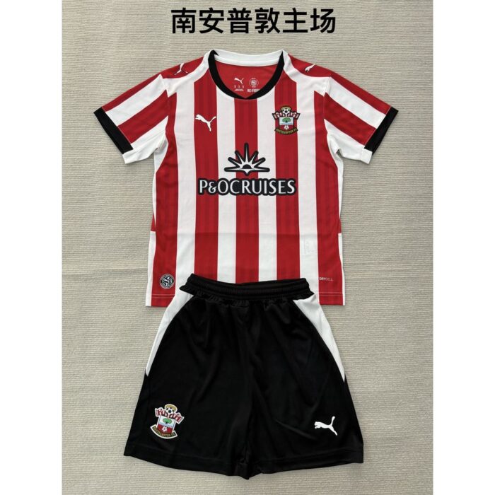 Kids Southampton 2026/27 Home Kit – view 4