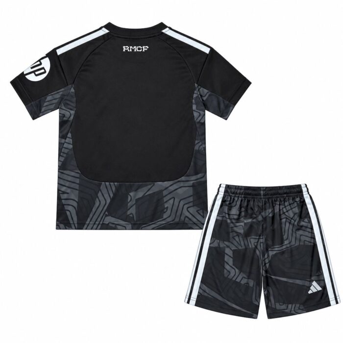 Kids Real Madrid 2026/27 Goalkeeper Kit – view 2