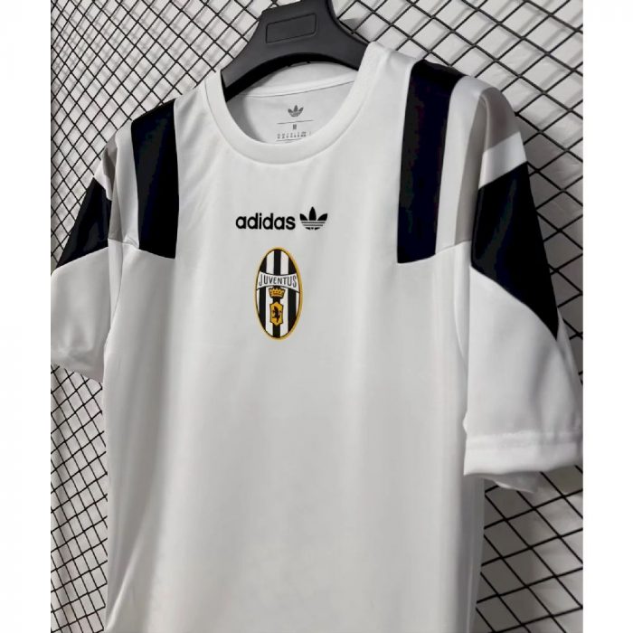 Mens Juventus 2026/27 EQT Jersey – view 6