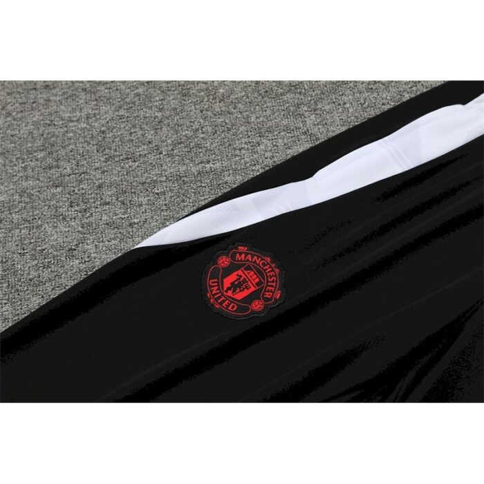 Mens Manchester United 2024/25 Half-Zip Sweater+Pant 14001 - Image 5