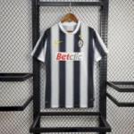 Retro Juventus 2011/12 Home Jersey - Image 3