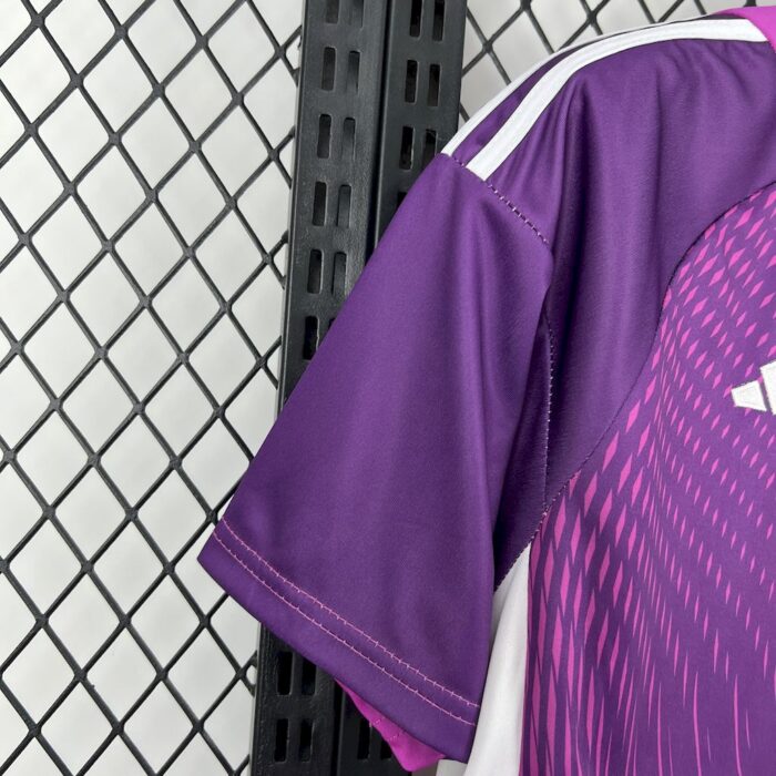 Mens Bayern Munich 2025/26 Goalkeeper Jersey 5