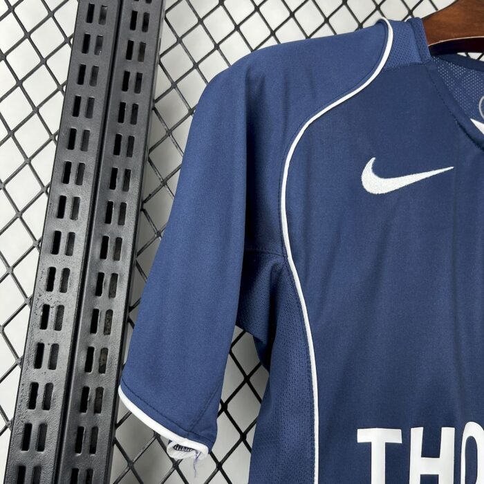 Retro Paris Saint-Germain 2004/05 Home Jersey 4
