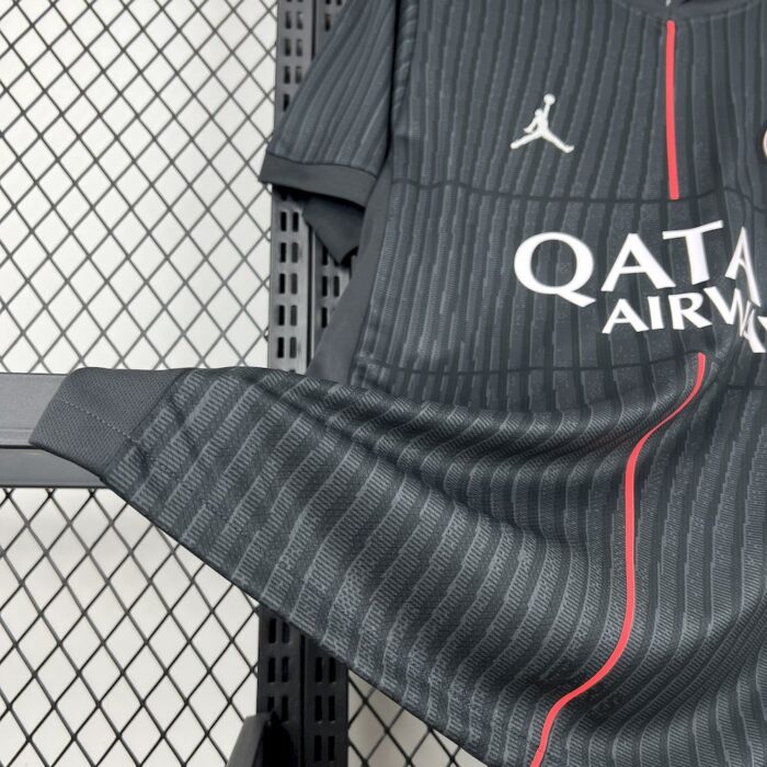 Mens Paris Saint-Germain 2025/26 Fourth Jersey 2