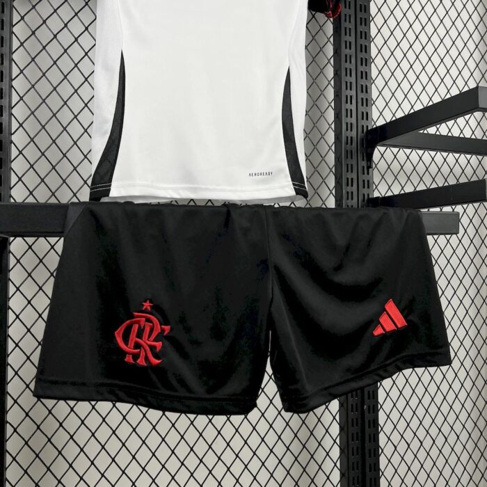 Kids Flamengo 2025/26 Away Kit 2