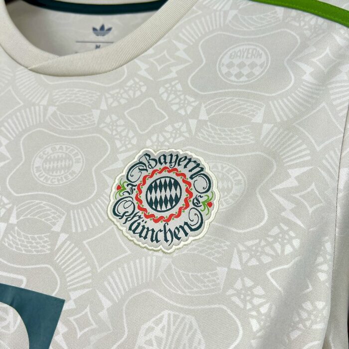 Mens Bayern Munich 2025/26 Oktoberfest Long Sleeve Jersey 4