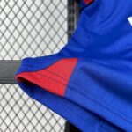 Retro Manchester United 2005/06 Away Jersey 2