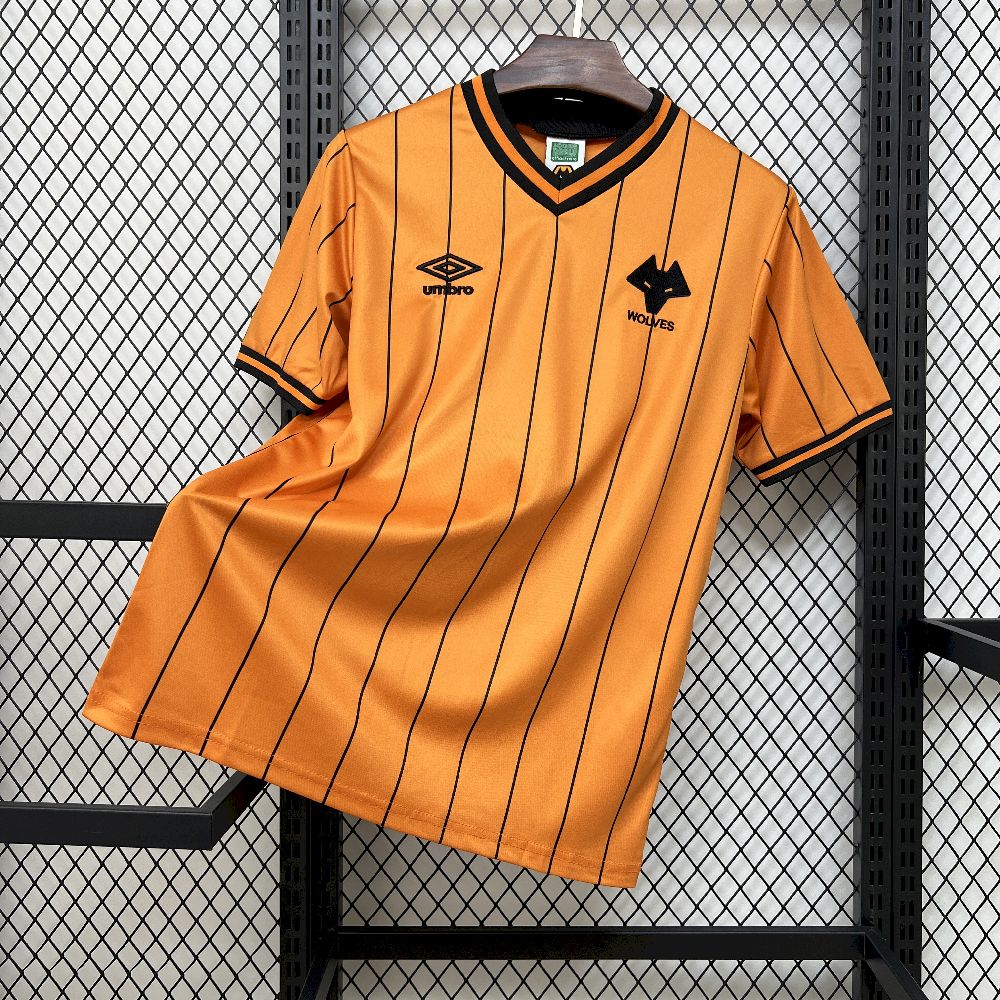 2025102311391023.jpg Retro Wolves 1985/86 Home Jersey