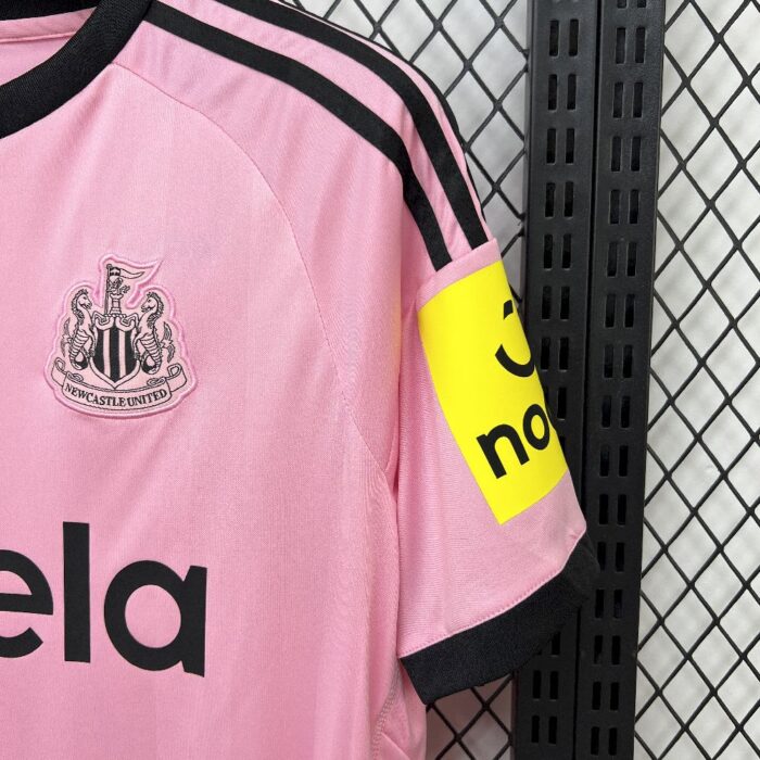 Mens Newcastle United 2025/26 Goalkeeper Jersey 4