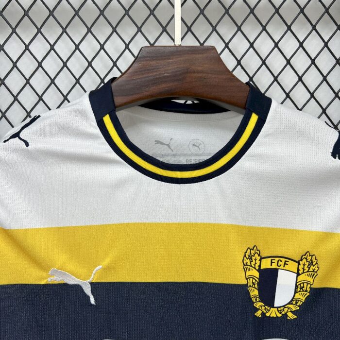 Mens FC Famalicao 2025/26 Home Jersey 2