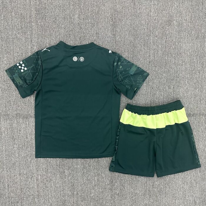 Kids Manchester United 2025/26 Fourth Kit 1