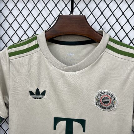 Kids Bayern Munich 2025/26 Oktoberfest Kit 1