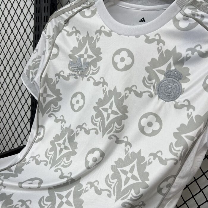 Mens Real Madrid 2025/26 Louis Vuitton Joint Edition Jersey 10
