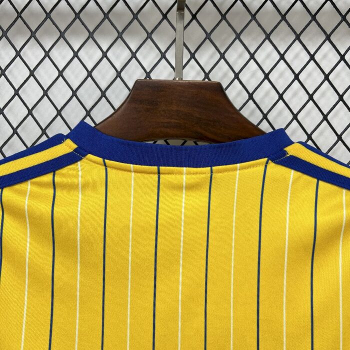 Mens Leeds United F.C.  2025/26 Icon Jersey 10