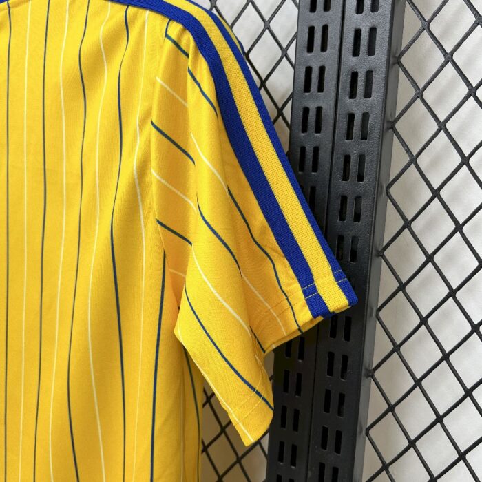 Mens Leeds United F.C.  2025/26 Icon Jersey 9