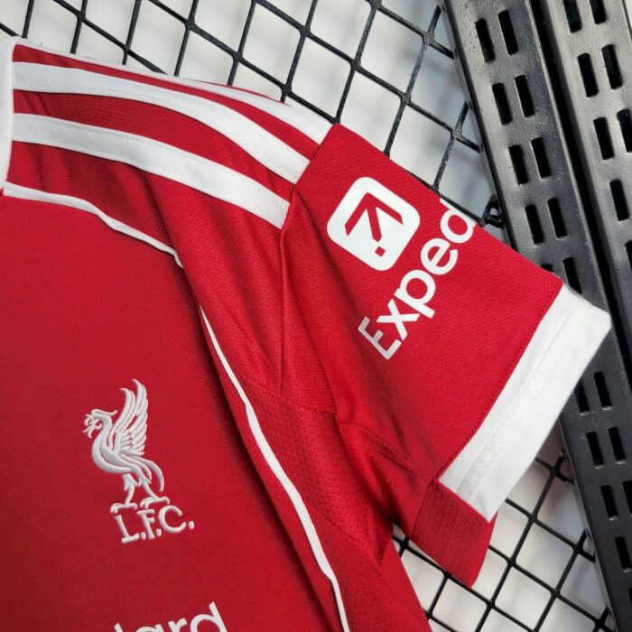 Womens Liverpool 2025/26 Home Jersey 5