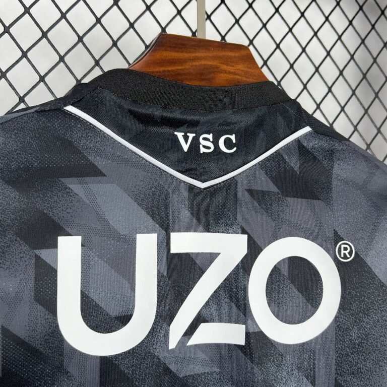 Mens Vitoria de Guimaraes 2025/26 Away Jersey 1