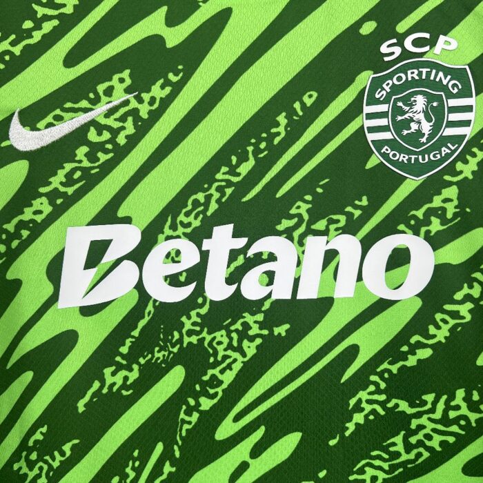 Kids Sporting CP 2025/26 Goalkeeper Kit 7