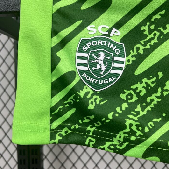 Kids Sporting CP 2025/26 Goalkeeper Kit 4