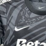 Kids Sporting CP 2025/26 Goalkeeper Kit 9